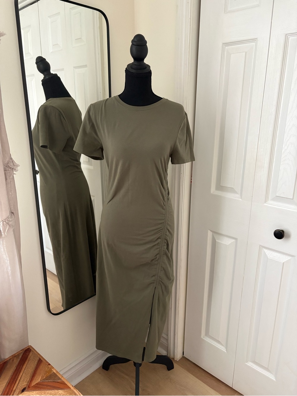 Old Navy Olive Green Ruched Side Midi Dress